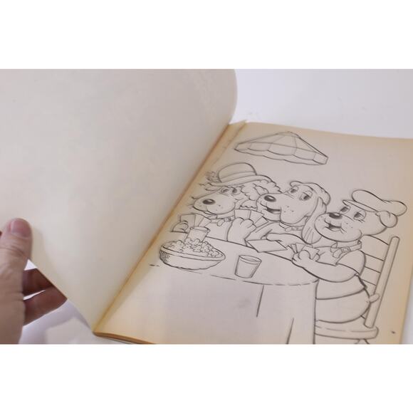 Pound Puppies, Uncolored Big Coloring Book, 1986, Tonka, Golden, Cute Animals, - Picture 2 of 4